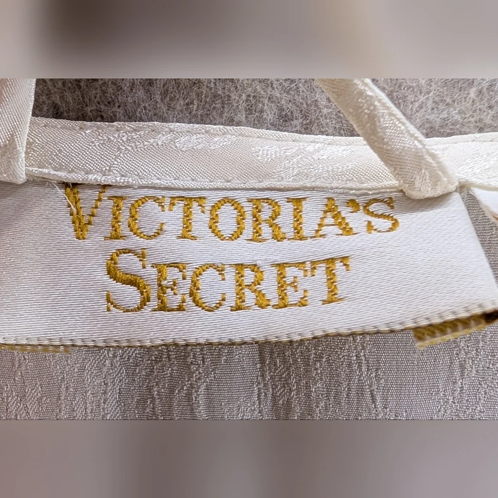 Victoria's Secret Robe Kimono Cream Vintage Gold Label Satin 90s One Size Womens - Picture 5 of 6